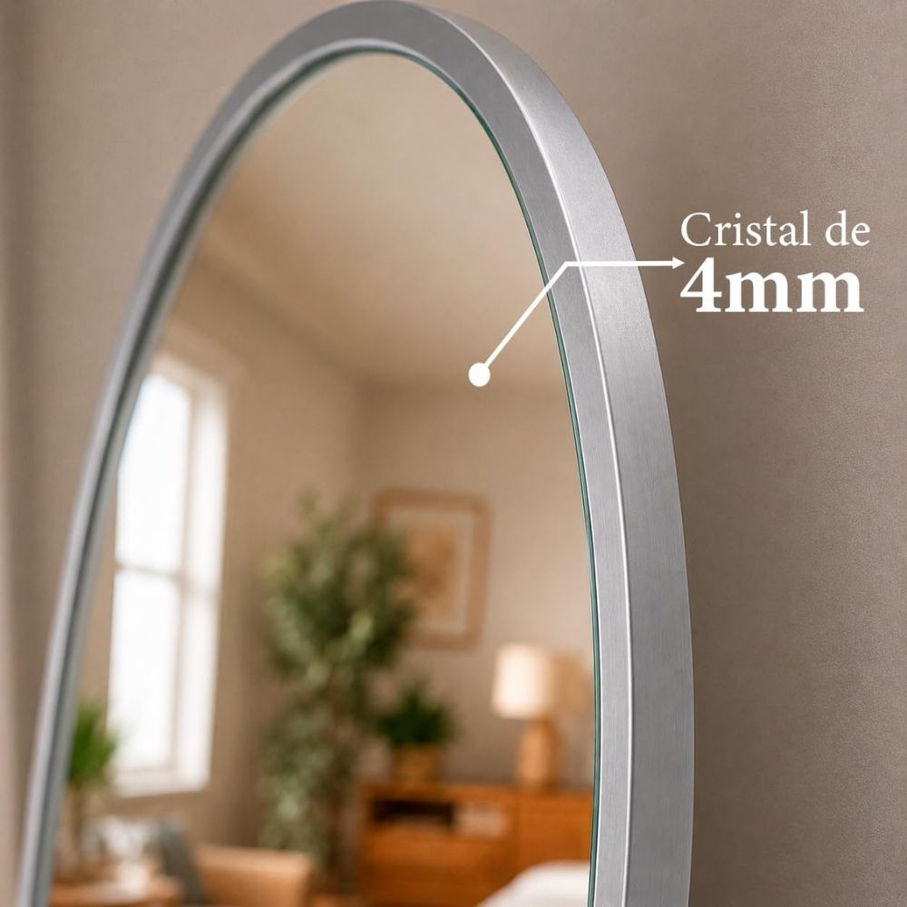 Anclajes de seguridad preinstalados para colgar en pared el espejo arqueado.