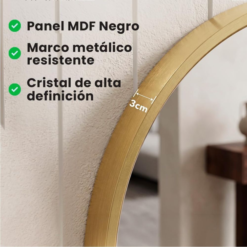 Detalle del marco metálico antihumedad y anclajes traseros de seguridad del espejo ovalado.